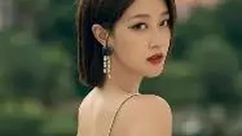 AI赋能电竞显示革新，爱攻定制场景优化，重塑游戏感官体验