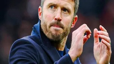 前经纪人讲述内马尔2017年转会巴黎幕后：2.22亿欧元支票令人难忘